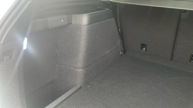 Volkswagen Tayron 1.5 TSI eHybrid R-Line Edition 5dr DSG6 Estate